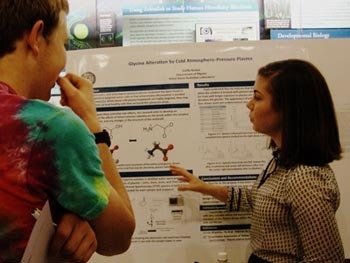 Emily Kunce presents her research at FURF
