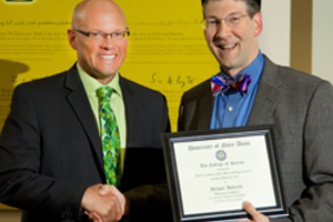 Michael Hildreth receives 2014 Shilts/Leonard Teaching Award