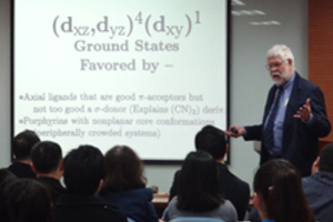 Robert Scheidt awarded visiting professorship with the Chinese Academy of Sciences