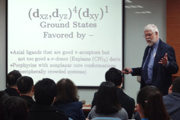 Schedit gives a seminar in Beijing