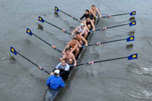 Men's rowing team fights pancreatic cancer