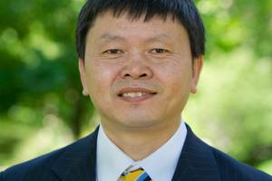 Bei Hu appointed chair of Department of Applied and Computational Mathematics